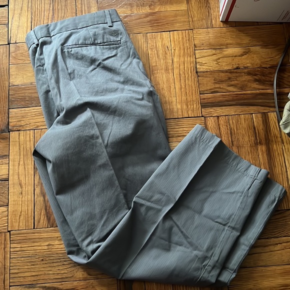 Dockers D2 gray pants size: 38 x 29 - Picture 5 of 6